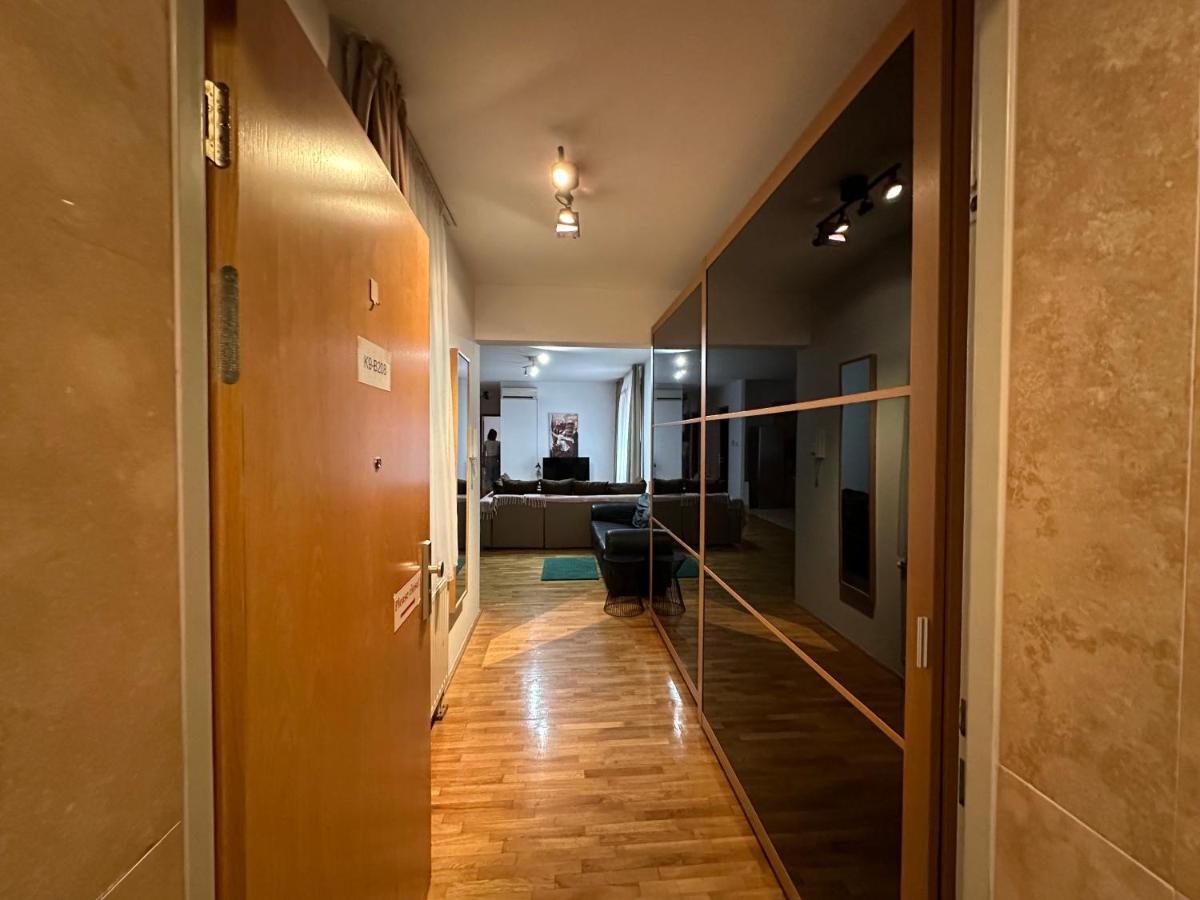 Artemisia Luxury Jardin Ii Apartament *